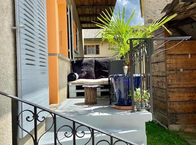 Chasa Sassalbo Bed and breakfast 3*