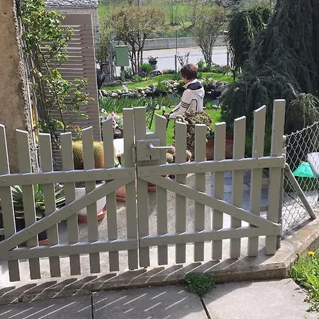 Chasa Sassalbo 住宿加早餐酒店 波斯基亚沃