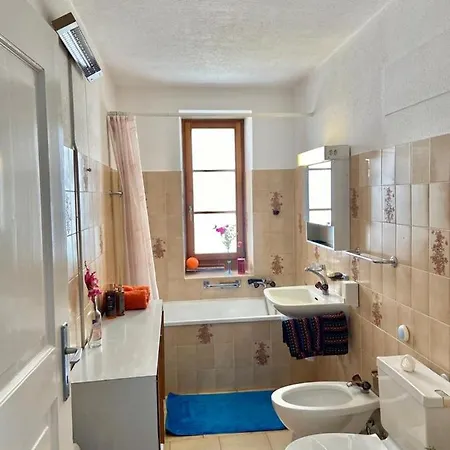 Bed and breakfast Chasa Sassalbo 3*